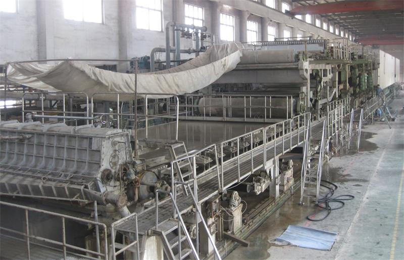 造紙膠輥質(zhì)量表面易有傷痕、麻眼